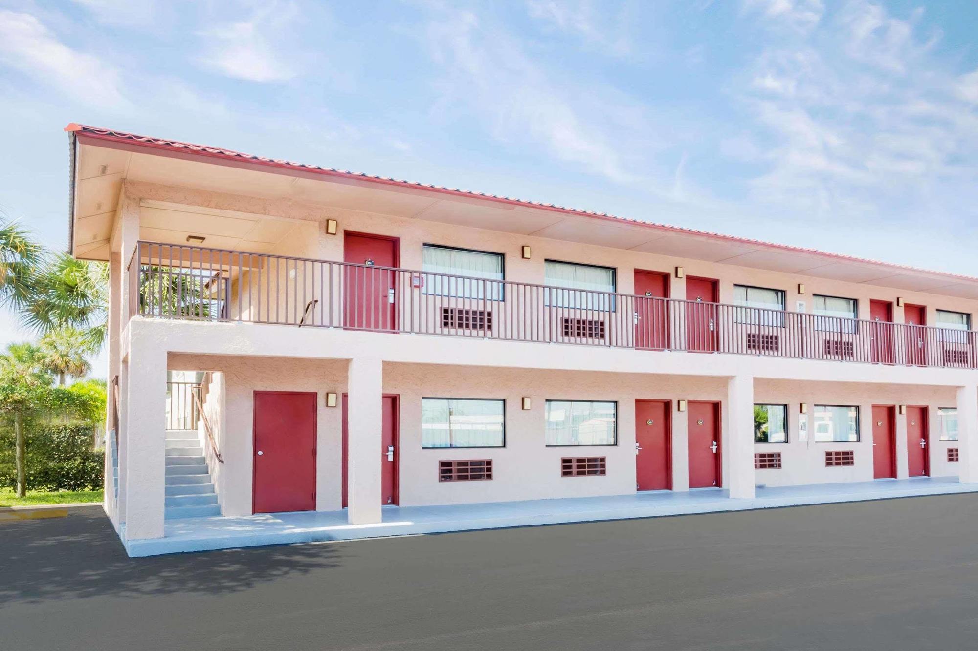 Redfinn Inn Fort Pierce Ngoại thất bức ảnh